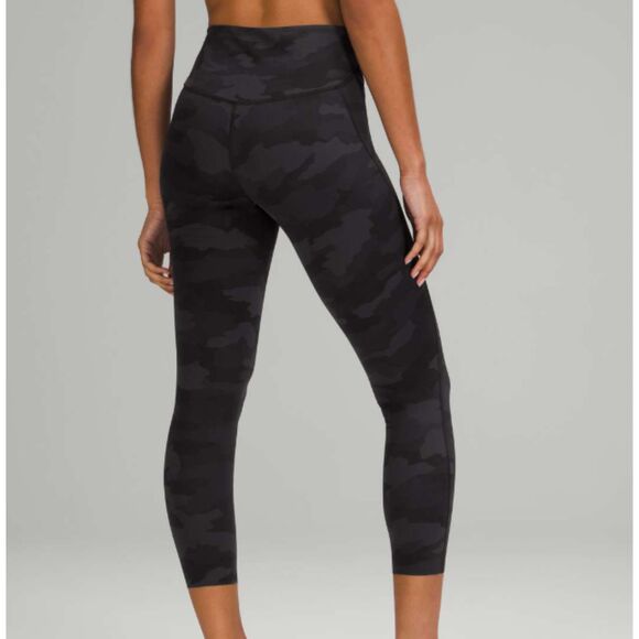 Lululemon Base Pace High-Rise Leggings Heritage 365 Camo Deep Coal Multi Size 6 - Picture 1 of 7